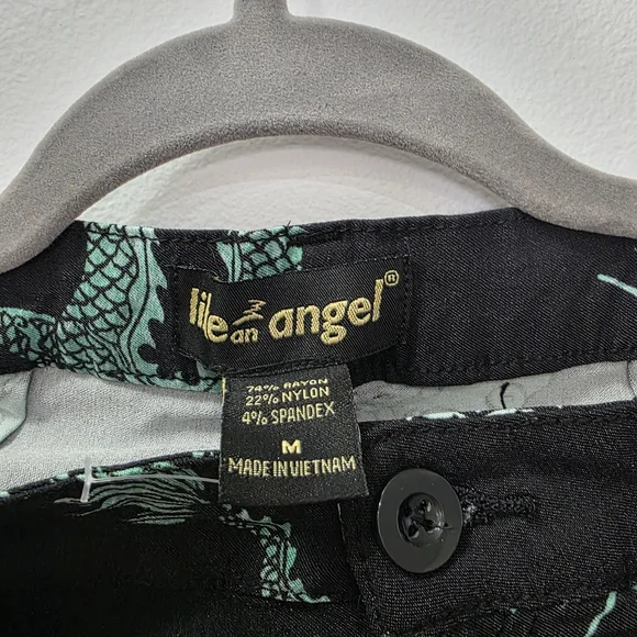 Set Of 2 Womans Cargos Pants with Dragon Design - Picture 11 of 12